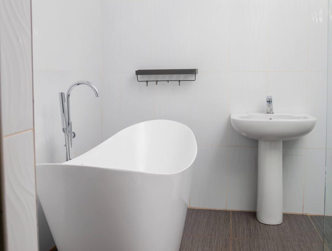 Luxury bathroom fitout — Geemuk Plumbing Bulawayo